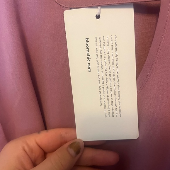 Brand new bloom chic shirt - Picture 4 of 4